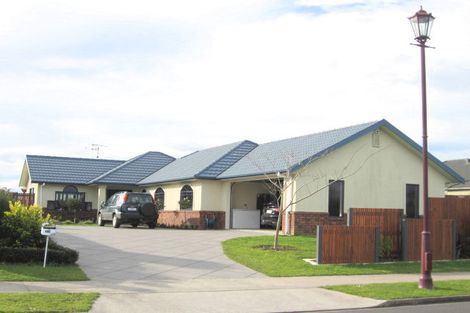 Photo of property in 35 Edenpark Drive, Rototuna North, Hamilton, 3210