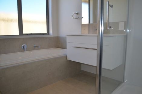 Photo of property in 85 Te Kio Crescent, Papamoa Beach, Papamoa, 3118