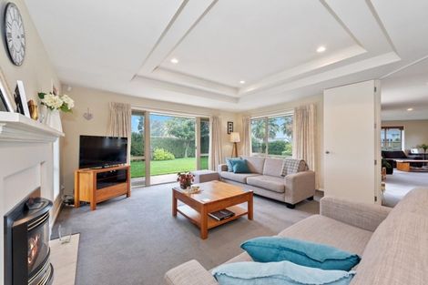 Photo of property in 8 Nielsen Gardens, Rototuna, Hamilton, 3210