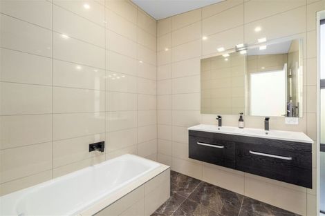 Photo of property in 3 Caldberg Close, Westmorland, Christchurch, 8025