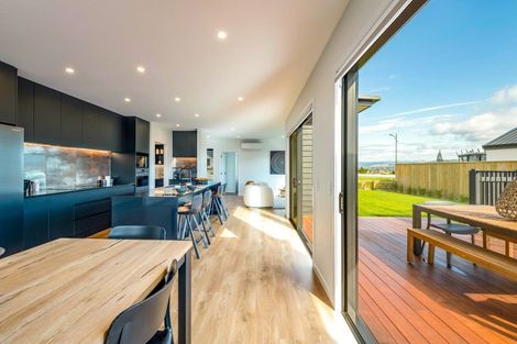 Photo of property in 70 Katania Heights, Brightwater, 7022