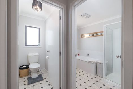 Photo of property in 843 Lincoln Road, Everett Park, Inglewood, 4389