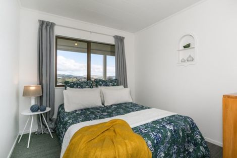 Photo of property in 10 Busby Hill, Havelock North, 4130