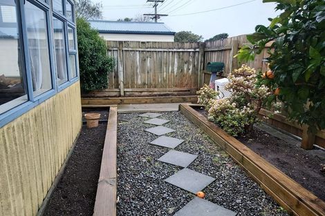 Photo of property in 58 Record Street, Fitzroy, New Plymouth, 4312