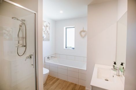 Photo of property in Northlake, 4 Obelisk Street, Wanaka, 9305