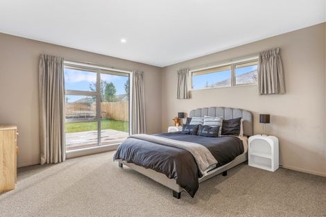 Photo of property in 18 Burnham School Road, Rolleston, 7614