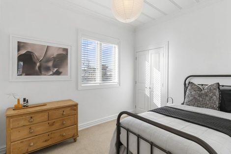 Photo of property in 28 Princes Street, Northcote Point, Auckland, 0627