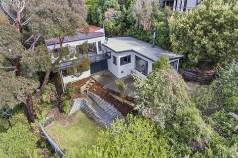 Photo of property in 1075 Dyers Pass Road, Governors Bay, Lyttelton, 8971