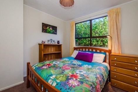 Photo of property in 70 Belvedere Avenue, Waikanae, 5036