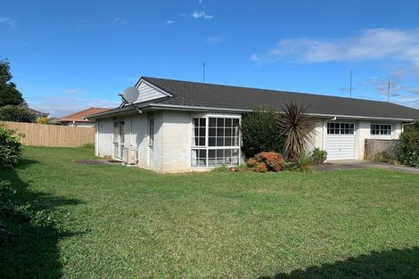 Photo of property in 1/26 Edendale Road, Somerville, Auckland, 2014