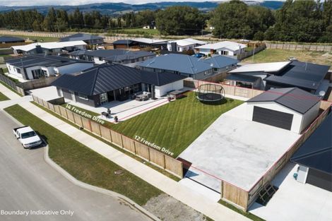 Photo of property in 12 Freedom Drive, Kelvin Grove, Palmerston North, 4414