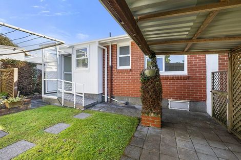 Photo of property in 4/290 Carrington Street, Vogeltown, New Plymouth, 4310