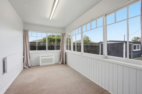 Photo of property in 335 Ferry Road, Waltham, Christchurch, 8011