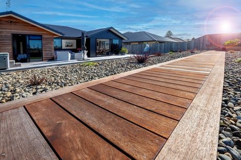 Photo of property in 4 Karearea Drive, Coastlands, Whakatane, 3120