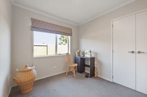 Photo of property in 27 Carroll Place, Owhata, Rotorua, 3010
