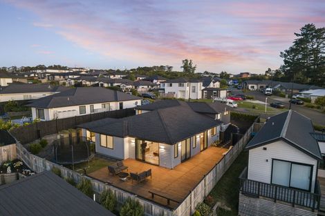 Photo of property in 43 Jeroboam Loop, Kumeu, 0810