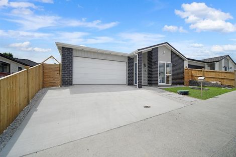 Photo of property in 7 Archibald Lane, Opaheke, Papakura, 2113