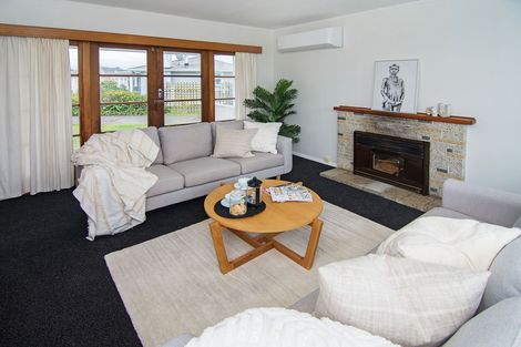 Photo of property in 15 Jones Place, Masterton, 5810