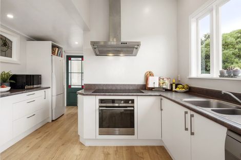 Photo of property in 28 Rothsay Road, Ngaio, Wellington, 6035