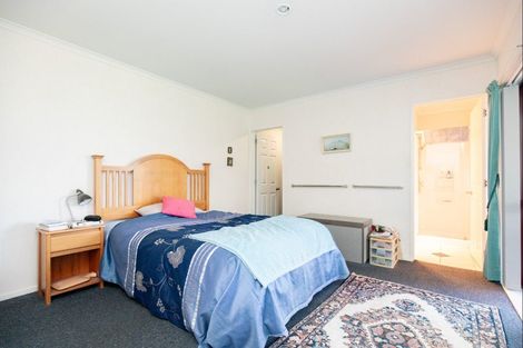 Photo of property in 8 Harris Place, Ngatea, 3503