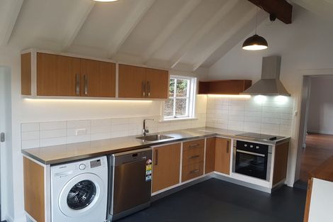 Photo of property in 7 Cornwall Road, Lyttelton, 8082