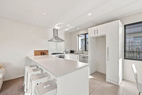 Photo of property in 8 Caulfield Avenue, Halswell, Christchurch, 8025