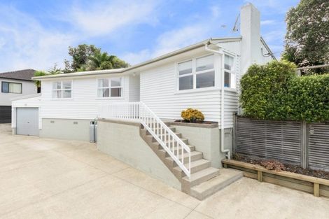 Photo of property in 10 Winifred Avenue, Bayview, Auckland, 0629
