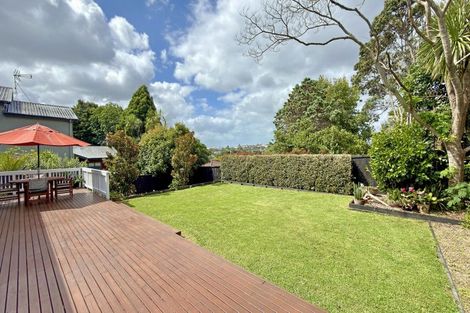 Photo of property in 16 Onetaunga Road, Chatswood, Auckland, 0626
