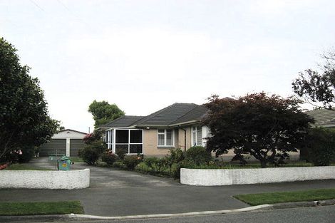 Photo of property in 8 Delph Street, Avonhead, Christchurch, 8042