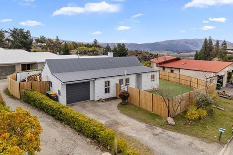 Photo of property in 10a Lanes Road, Bridge Hill, Alexandra, 9320