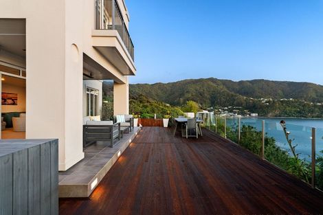 Photo of property in 117 Marine Drive, Sorrento Bay, Lower Hutt, 5013