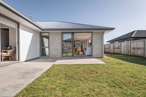 Photo of property in 203 Te Okuroa Drive, Papamoa, 3118