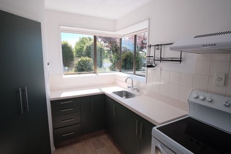 Photo of property in 8 Mervyn Drive, Avondale, Christchurch, 8061