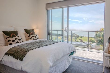 Photo of property in 31 Soleares Avenue, Mount Pleasant, Christchurch, 8081