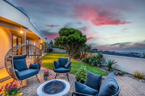 Photo of property in 3 The Palms, Raumati Beach, Paraparaumu, 5032