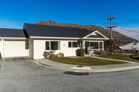 Photo of property in Frankton Court, 32 Mcbride Street, Frankton, Queenstown, 9300