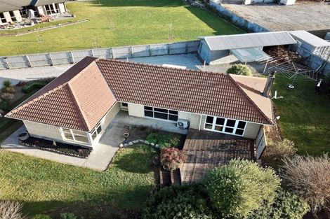 Photo of property in 15 Montrose Avenue, Culverden, 7392