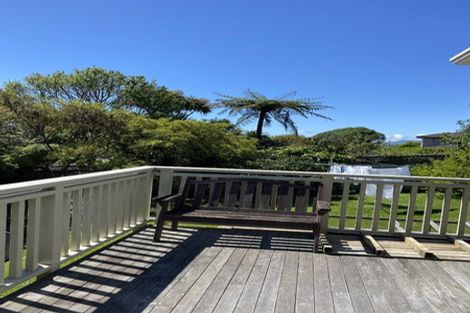 Photo of property in 18 Ngatitoa Street, Tawa, Wellington, 5028