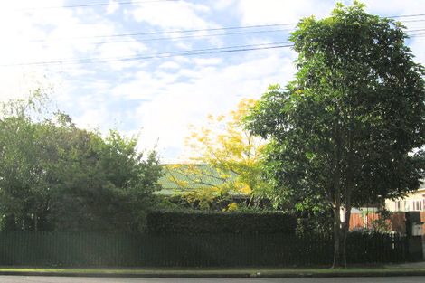 Photo of property in 3/399 West Coast Road, Glen Eden, Auckland, 0602