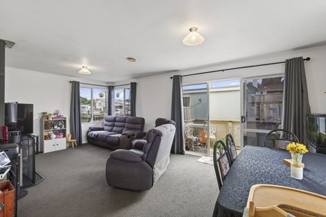 Photo of property in 58 Mould Street, Waitara, 4320