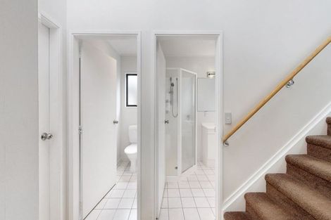 Photo of property in 2/148 Pigeon Mountain Road, Half Moon Bay, Auckland, 2012