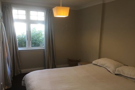 Photo of property in 17 Portland Crescent, Thorndon, Wellington, 6011