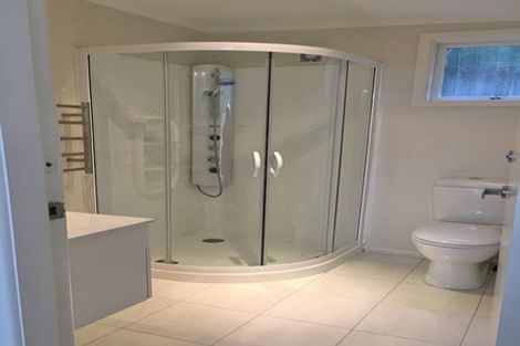 Photo of property in 37 Silverstream Road, Crofton Downs, Wellington, 6035