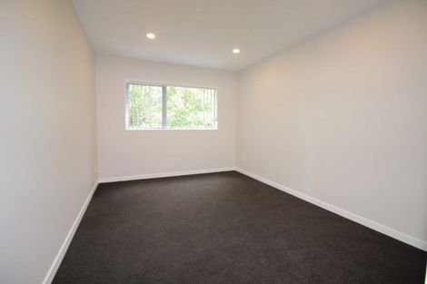 Photo of property in 4 Kearney Place, Massey, Auckland, 0614