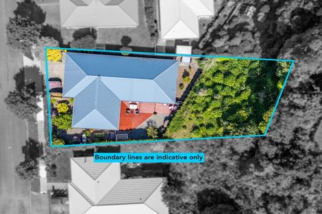 Photo of property in 4 Leanne Way, Waikanae Beach, Waikanae, 5036