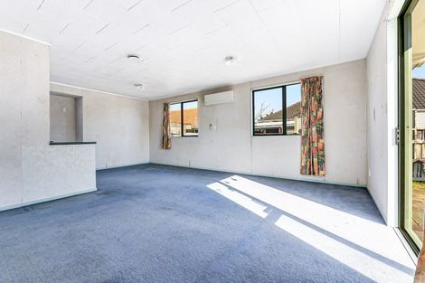 Photo of property in 8a Willis Street, Bader, Hamilton, 3206