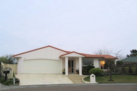 Photo of property in 8 Dules Walk, Taradale, Napier, 4112