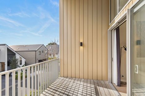 Photo of property in 14/2 Warrant Officer Lane, Hobsonville, Auckland, 0616