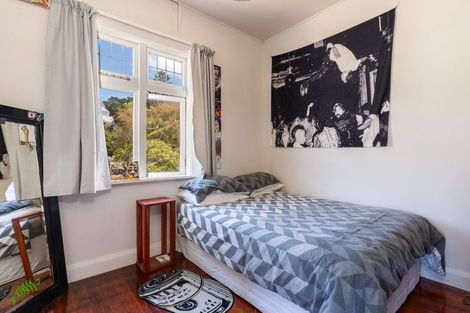 Photo of property in 18 Kilbirnie Crescent, Kilbirnie, Wellington, 6022