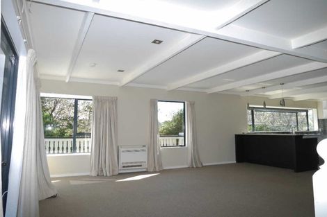 Photo of property in 300 Rosetta Road, Raumati Beach, Paraparaumu, 5032